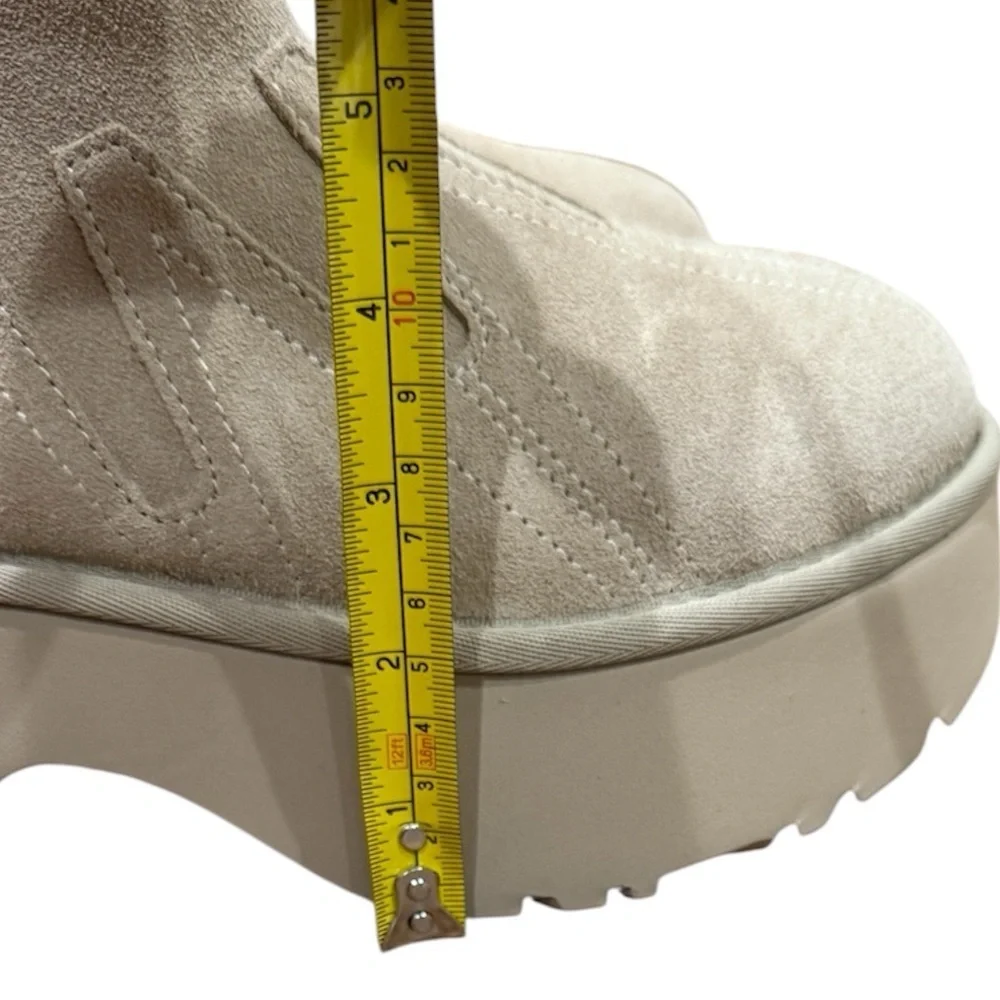 New UGG‎ W Ultra Mini New Heights Sunwave Mustard Seed Boots Sz 8 Neutra